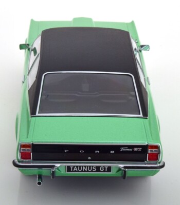 Ford Taunus GT Sedan 1971 Bleu métallisé/Noir mat 1/18