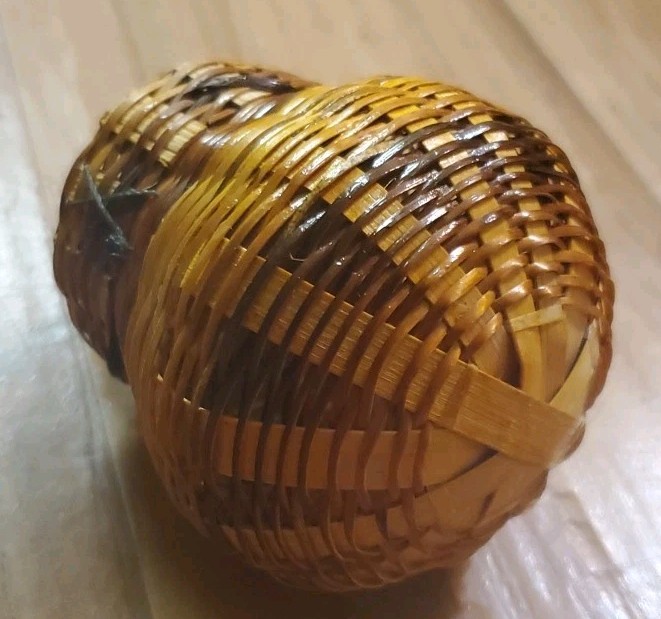 Picture 4 of 6