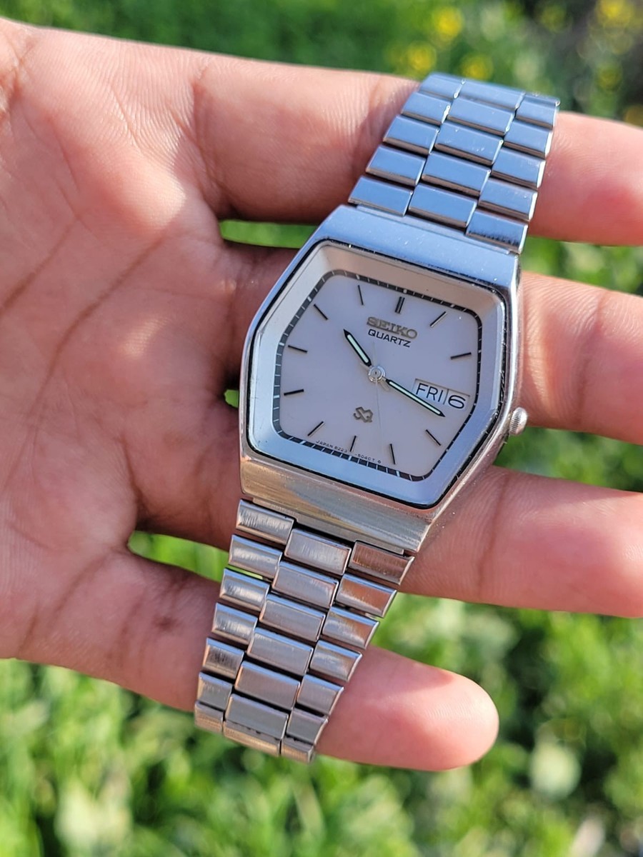 Vintage Seiko Quartz 8223-504A ✨ 1980's Retro Hexagonal Classic