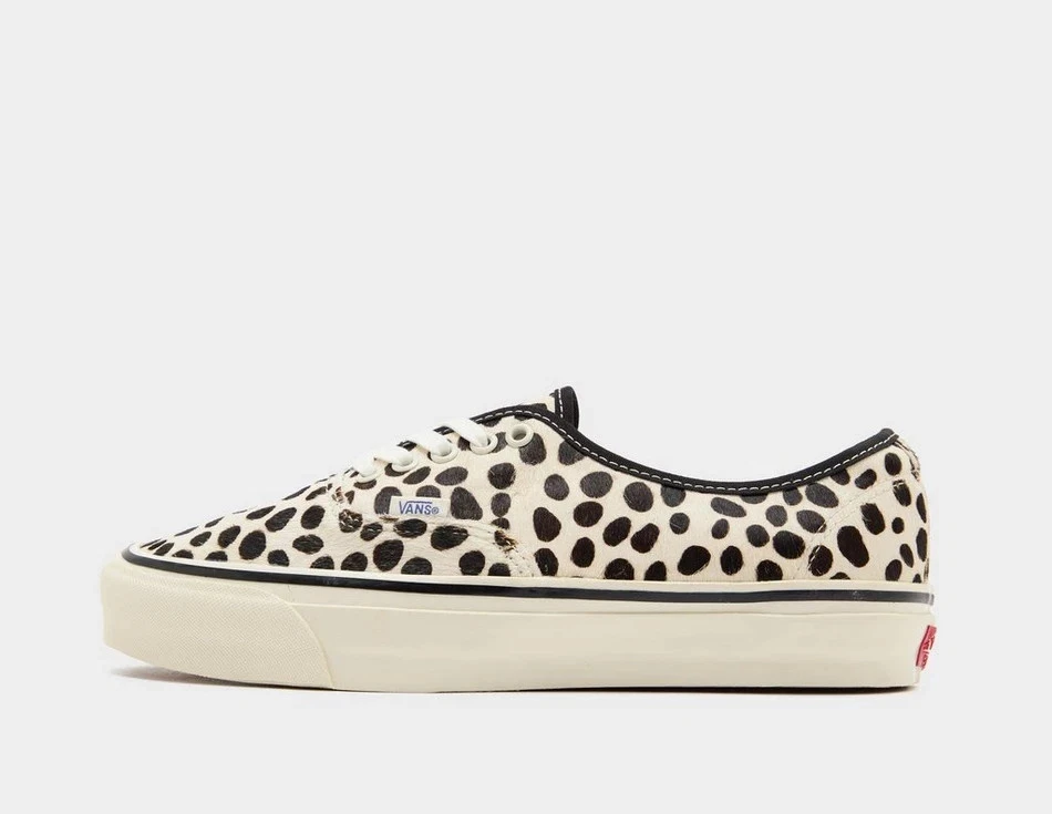 VANS Premium Authentic Iconic Men's Shoes in White