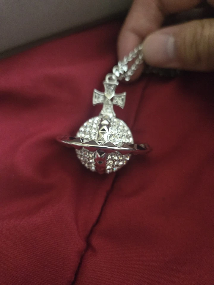 Vivienne Westwood Mayfair Colgante Orbe Grande Cristal Rodio Latón Plata (Nuevo) Foto 3 de 4