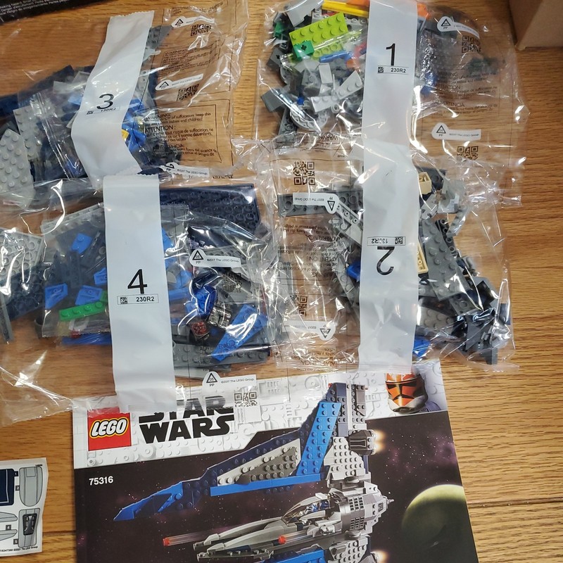 Lego Star Wars Mandalorian Starfighter