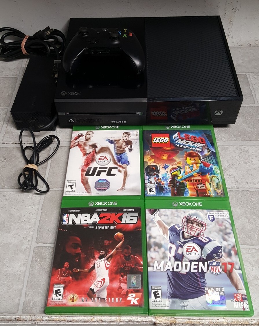 ★美品★Xbox one 500GB 1540 カセット3点付属 Xbox One 500GB Console Model 1540 / 1520 w/ Kinect Camera