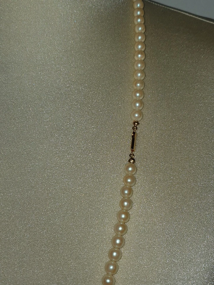 Collana PERLE ARTIFICIALI ⚪️ VINTAGE '90 pietre perline 8 mm ITALIA 🇮🇹 80 cm❗️ - Immagine 4 di 4