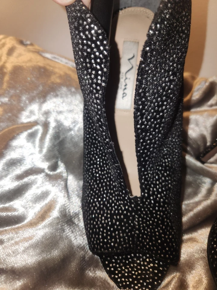 Tacón alto 7,5, Nina West, negro, brillo, punta abierta, baile, graduación, club, boda, festival Foto 3 de 4