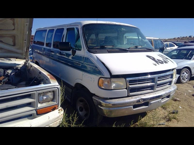 Used Front Right Door Glass Front fits: 1994 Dodge 250 VAN Front Right Grade A - Image 2 of 4