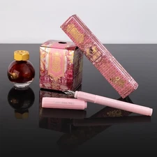 Ferris Wheel Billowing Blush Ferritales Ink & Carousel Fountain Pen (F) Set