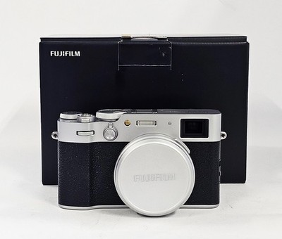 Fujifilm FUJI CAMERA X100VI Digital Camera SILVER