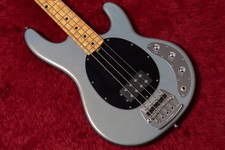 ERNIE BALL MUSIC MAN Classic Stingray 4 Mayan Silver 2013 4.270kg #B054265 (no26