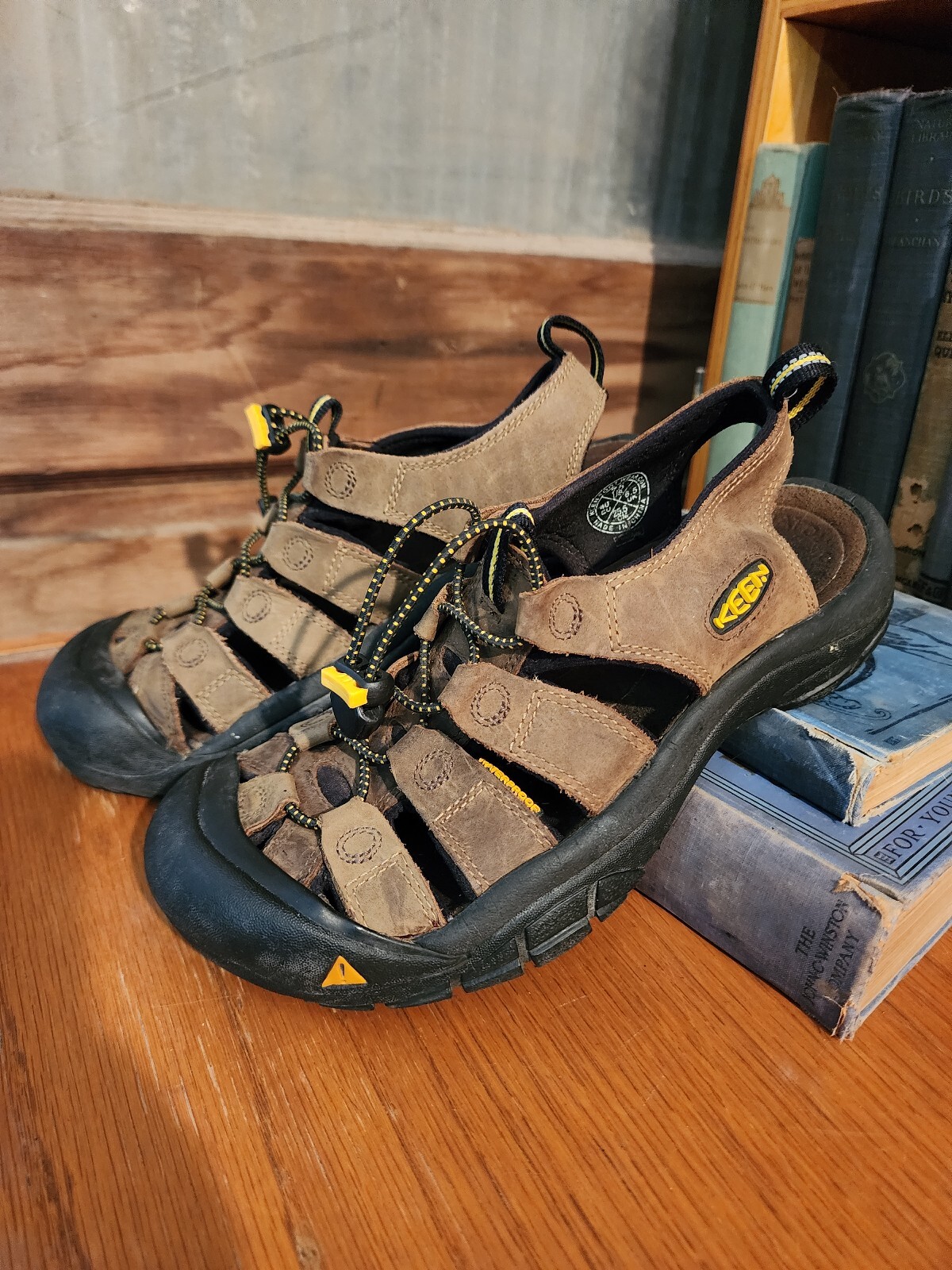 KEEN Sandali da esterno impermeabili da donna 7 5 escursionismo nuoto