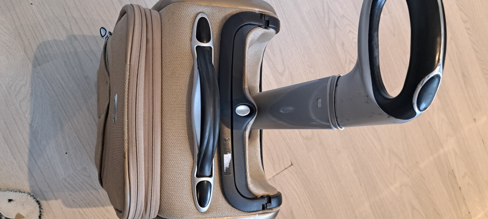 Tumi Continental Expandable 2 Wheeled Carry On Case eBay