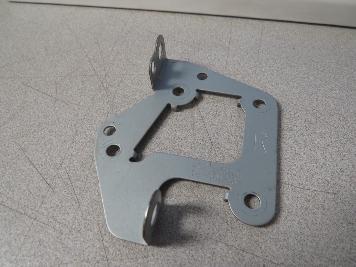 アクセサリー RT ZSPEC LHD Radio Bezel Top Screw Cover, 90-96 Nissan 300ZX, Left/Right