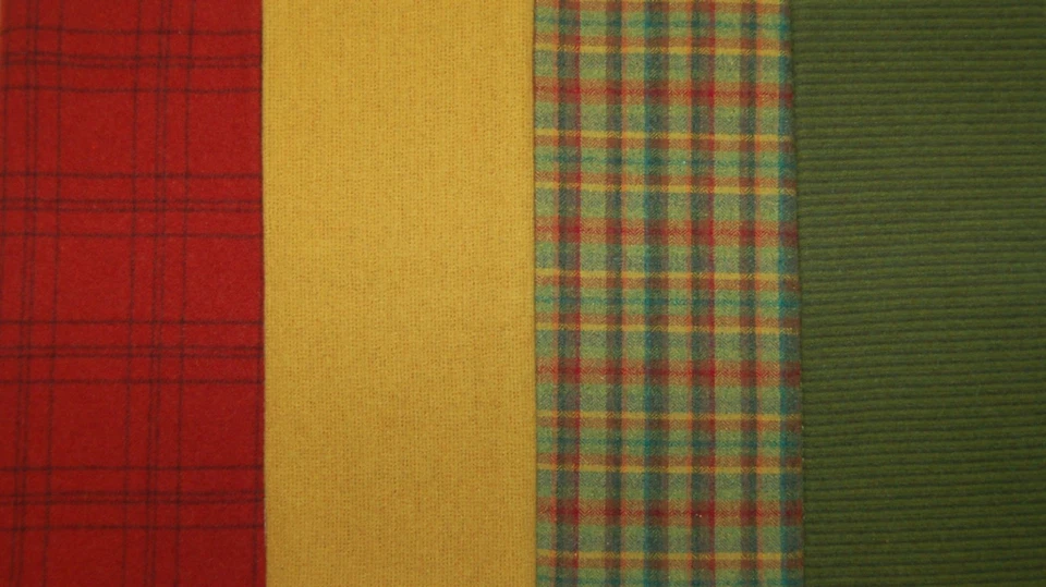 HAND DYED RUG HOOKING WOOL Mill-Dyed ~ "MERRY and BRIGHT" (8-pc. combo) - Image 4 of 4