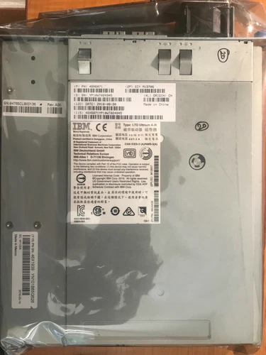 IBM LTO4 HH SAS 46X7117 3573-8149 46X6071 46X6682 POUR 3573-L2U 3573-8147 V2
