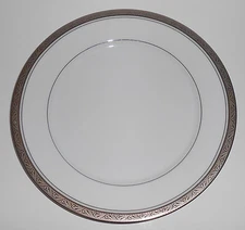 Noritake Fine China Porcelain Majestic Platinum Dinner Plate