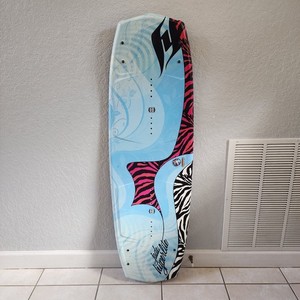 Hyperlite Jade Series Wakeboard 134cm (board only)