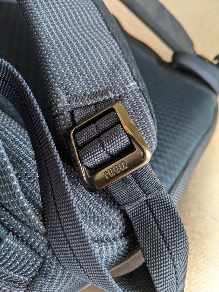 Thule Sweden Crossover 2 Laptop Backpack 20L Navy Blue Nylon Carry On ...