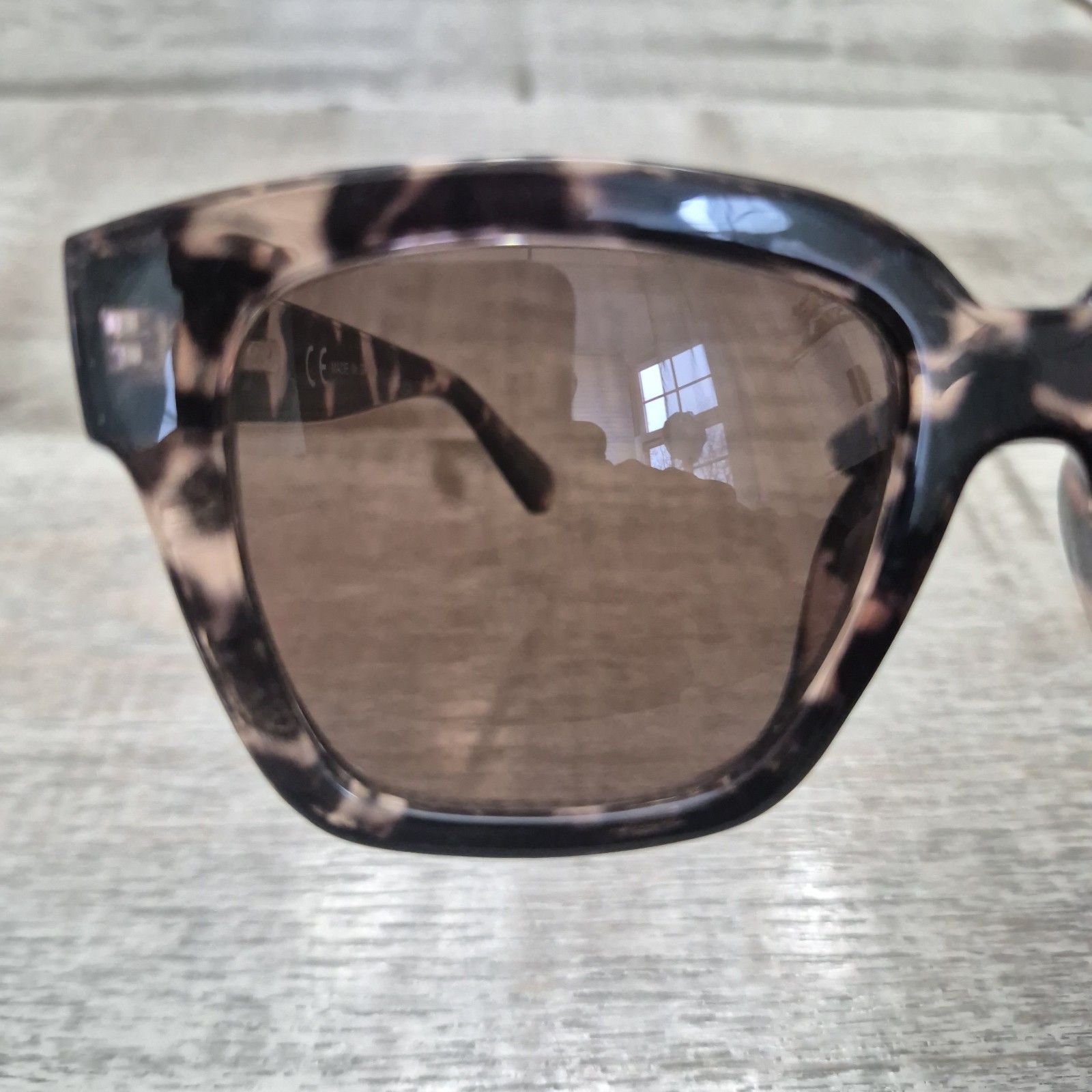 J.Crew Tortoise Shell Rectangular Sunglasses Brow… - image 4