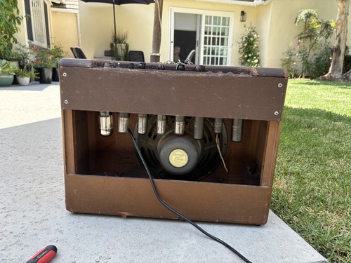 Gibson Les Paul Amp GA-40 1954 1X12" combo 14 Watt Tube Amp - Picture 8 of 15