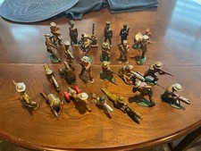 Vtg Mixed Lot of 25 Barclay, Mannoil, Grey Iron Lead Toy Soldiers