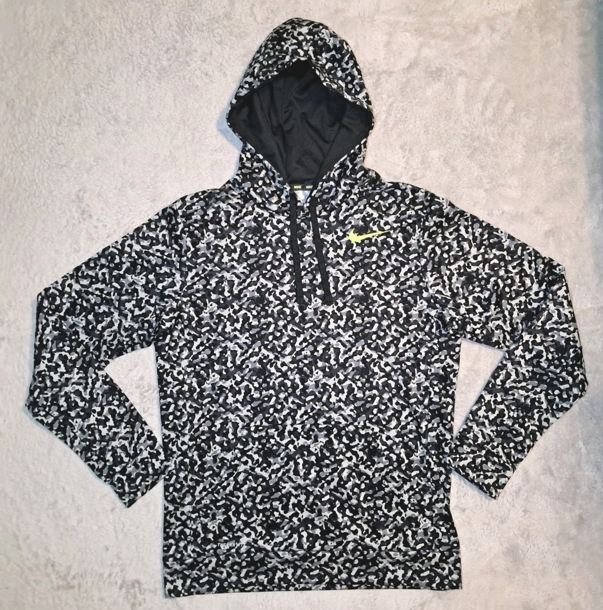 Nike Therma-FIT Camo Pullover Hoodie Gray Medium