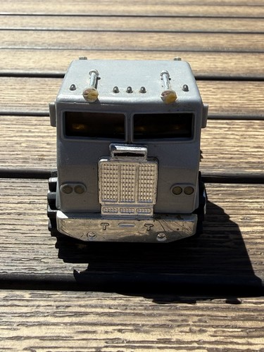 SCHAPER STOMPERS 4X4 ROAD KINGS SILVER KENWORTH SEMI TRUCK TESTED RUNS LIGHTS UP
