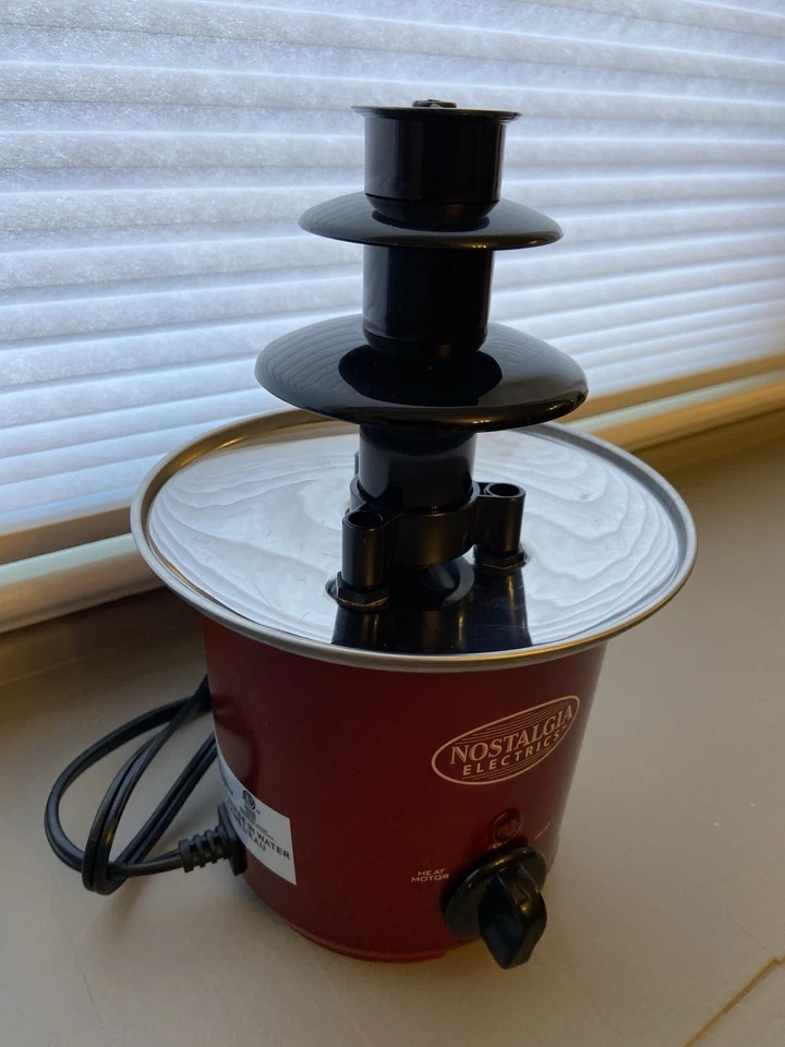 Fuente Fondue Chocolate Retro Serie 50 Nostalgia Electrics Foto 3 de 3