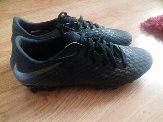 nike hypervenom football boots size 6