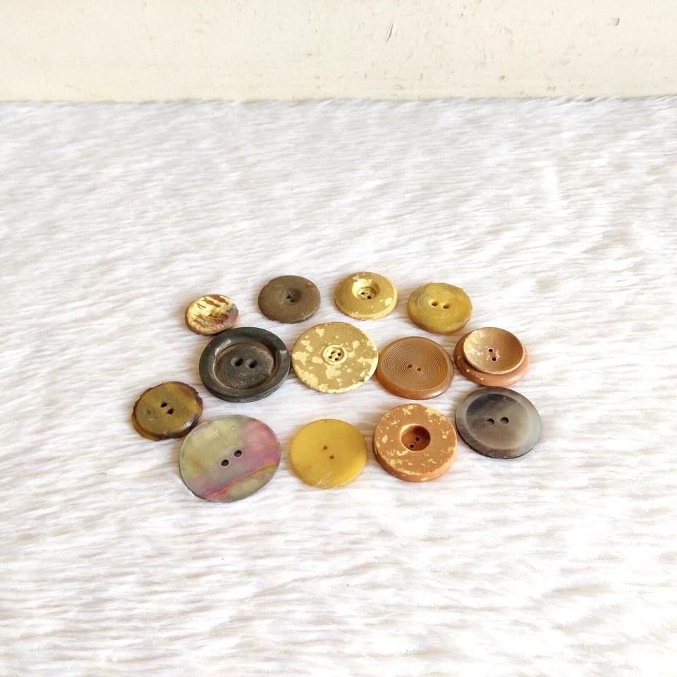 Vintage Bakelite Round Shape Buttons Old 13Pcs BTN114 - Image 2 of 4
