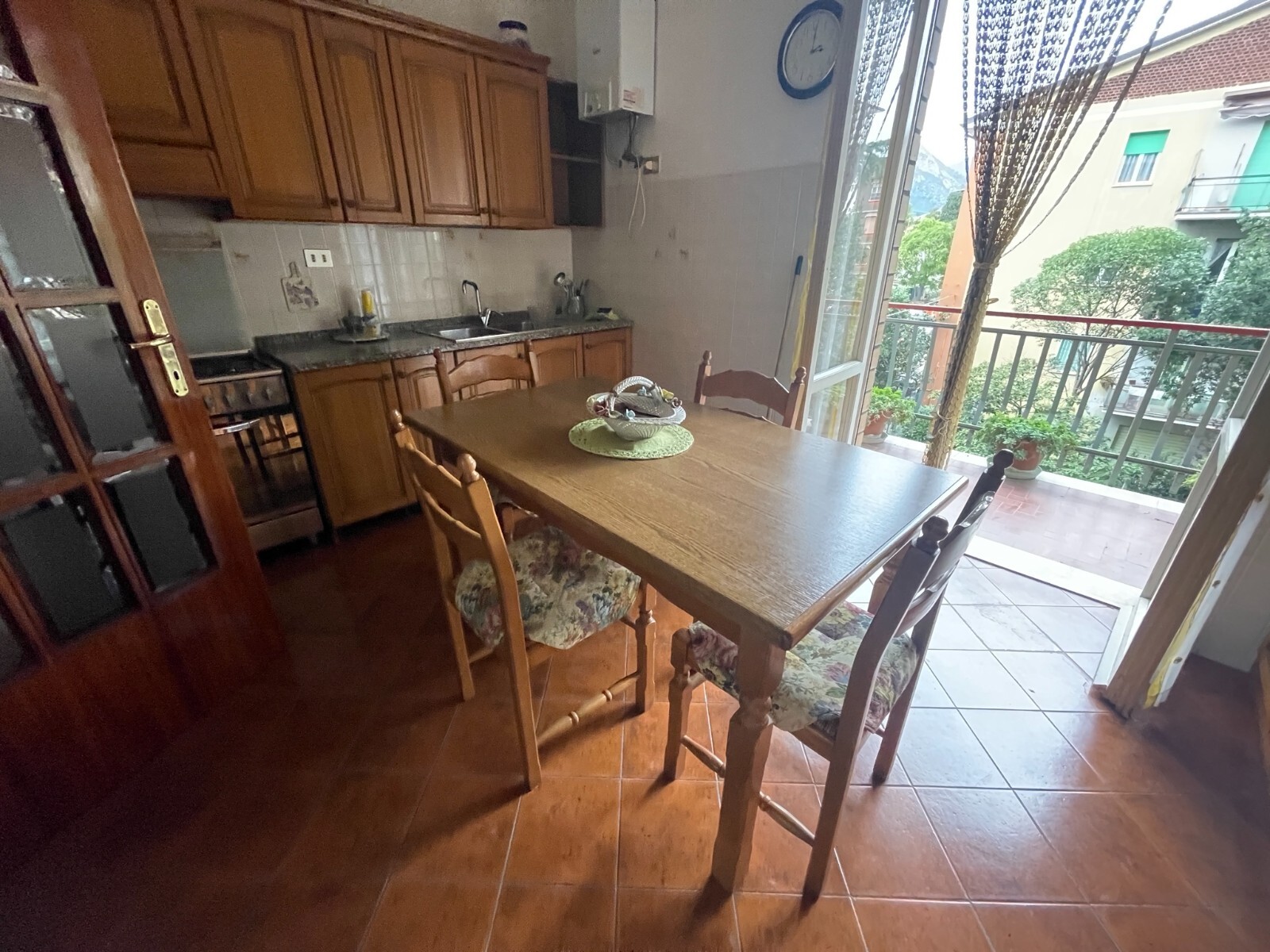 Cucina completa componibile in legno di noce