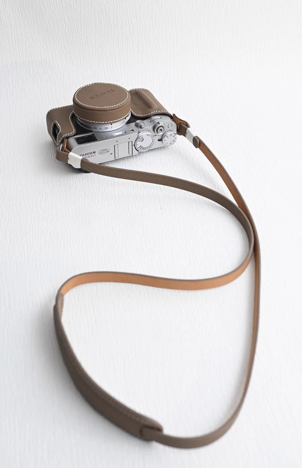 Genuine Leather Camera Bag Protect Case Lens Cover Cap For Fuji X-100VI X100VI - Image 3 of 4