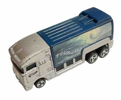 Hot Wheels 1998 Tsunami Racing Team Helpful Hauler Mattel Loose Truck