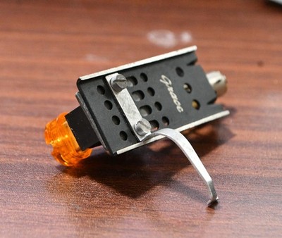Grace F-8M MM cartridge with original headshell HS3 * VG++