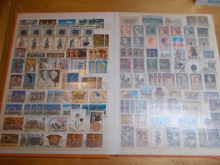 Briefmarken Nachlass Alle Welt über 10KG Karton ................. Ansehen
