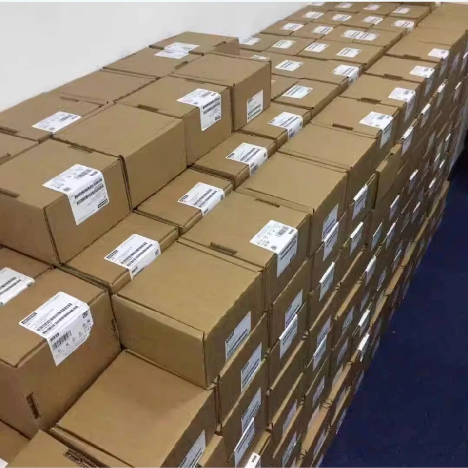 New Siemens 6ES7211-1HE40-0XB0 SIMATIC S7-1200 CPU 1211C 6ES7 211-1HE40-0XB0 - Image 3 of 4