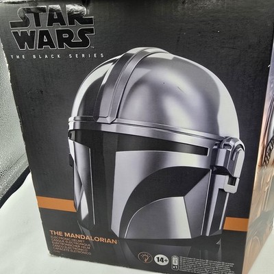 Hasbro Star Wars The Black Series The Mandalorian Premium Electronic Helmet...