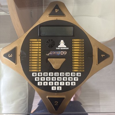 Deal Or No Deal Electronic Game Complete 
