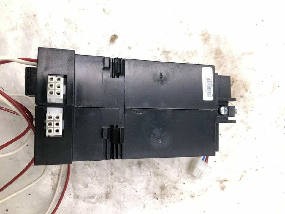 Fuente de alimentación Square D NF240PSG3L Powerlink G3 220-240VAC 24VDC Foto 4 de 4