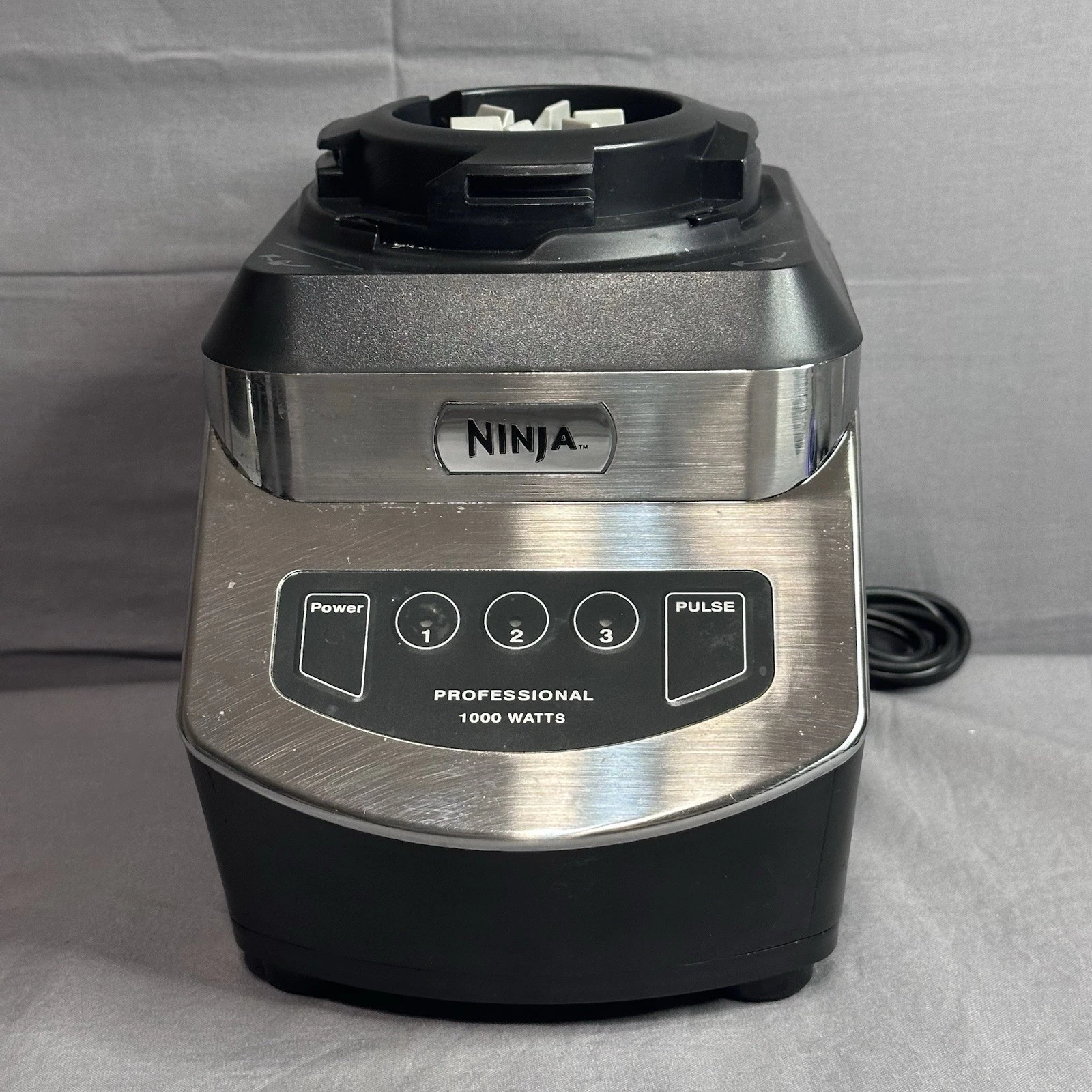 Ninja NJ600 30 3-Speeds Blender (ONLY MOTOR)