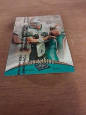 Dan Marino  - Football Card  #170 Topps Finest - 1998