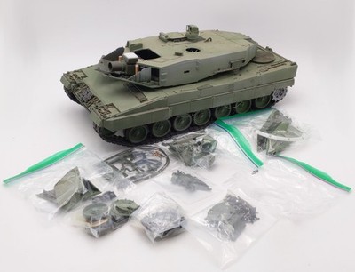 Tamiya 56020 1:16 Remote Controlled Leopard 2 A6 Battle Tank Kit - Assembled