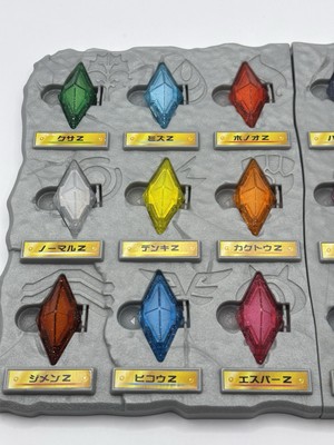 Pokemon Z Ring & Z Crystal Glitter All 18 set 2016 Vintage Toy