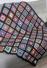 Couverture plaid multicolore granny carres en laine au crochet fait main