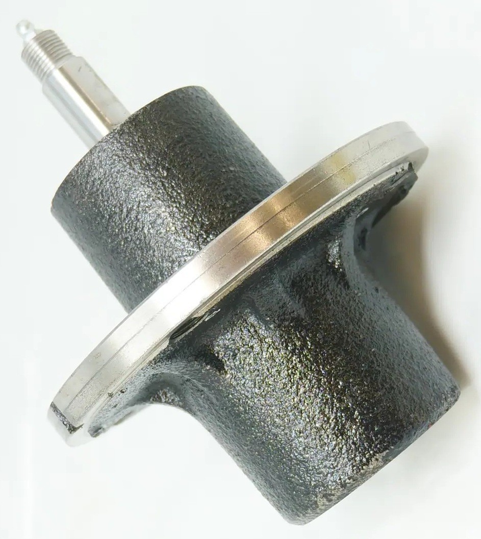 New blade spindle assembly for Woods 9144/9180/9204 turf batwing