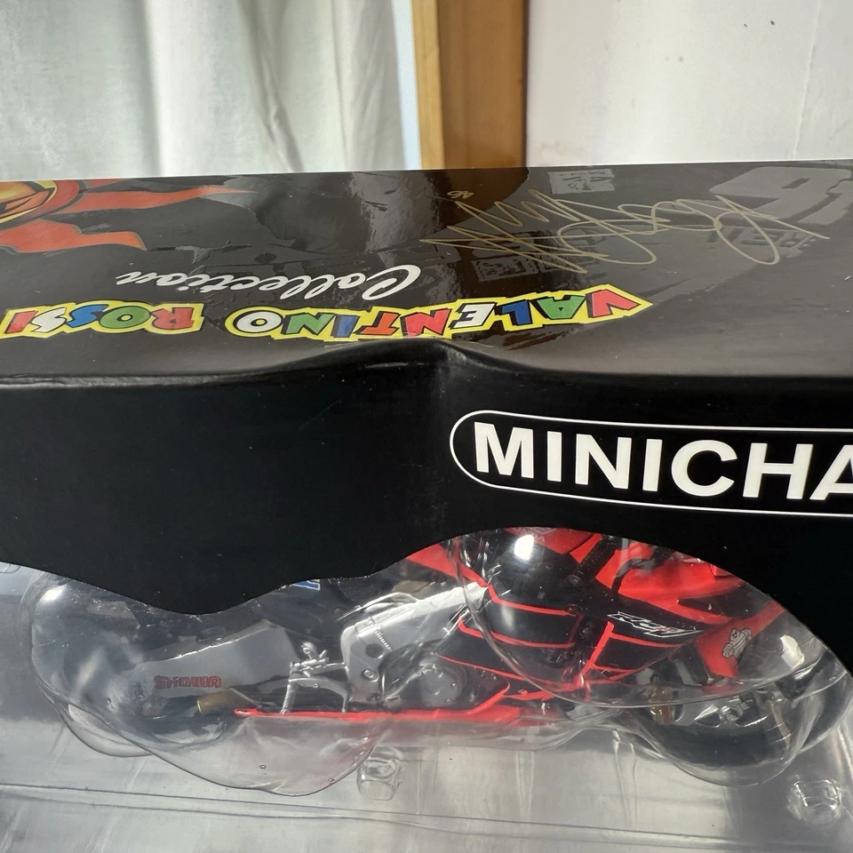 Honda RC211V Rossi Summer Testbike 1:12 Minichamps Limited 9999 Pcs Die Cast - Immagine 4 di 4