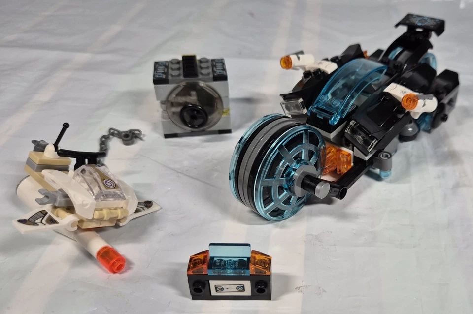 Lego Ultra Agents #70167 Invizing Gold Getaway 2015 - 100% полный комплект - Изображение 3 из 4