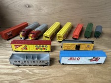 Vintage Tyco Electric Train and Boxcar Lot, Some Missing Wheels