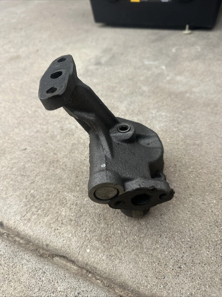 Bomba de aceite de repuesto Melling M-84D Stock para modelos Ford 75-98 seleccionados Foto 2 de 4