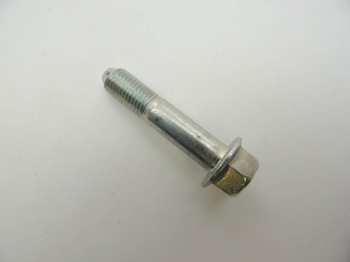 90105-10036 NOS Yamaha Frame Bolt 1976 1977 XS500C XS500D