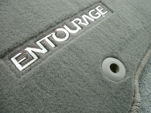 Hyundai Entourage factory carpet floor mats 07-09 - Picture 5 of 6